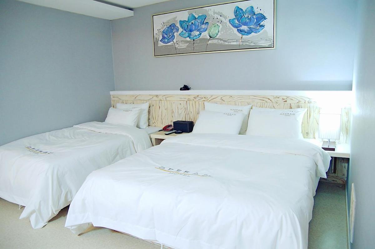ג'אונג'ו Opera 21 Hotel מראה חיצוני תמונה