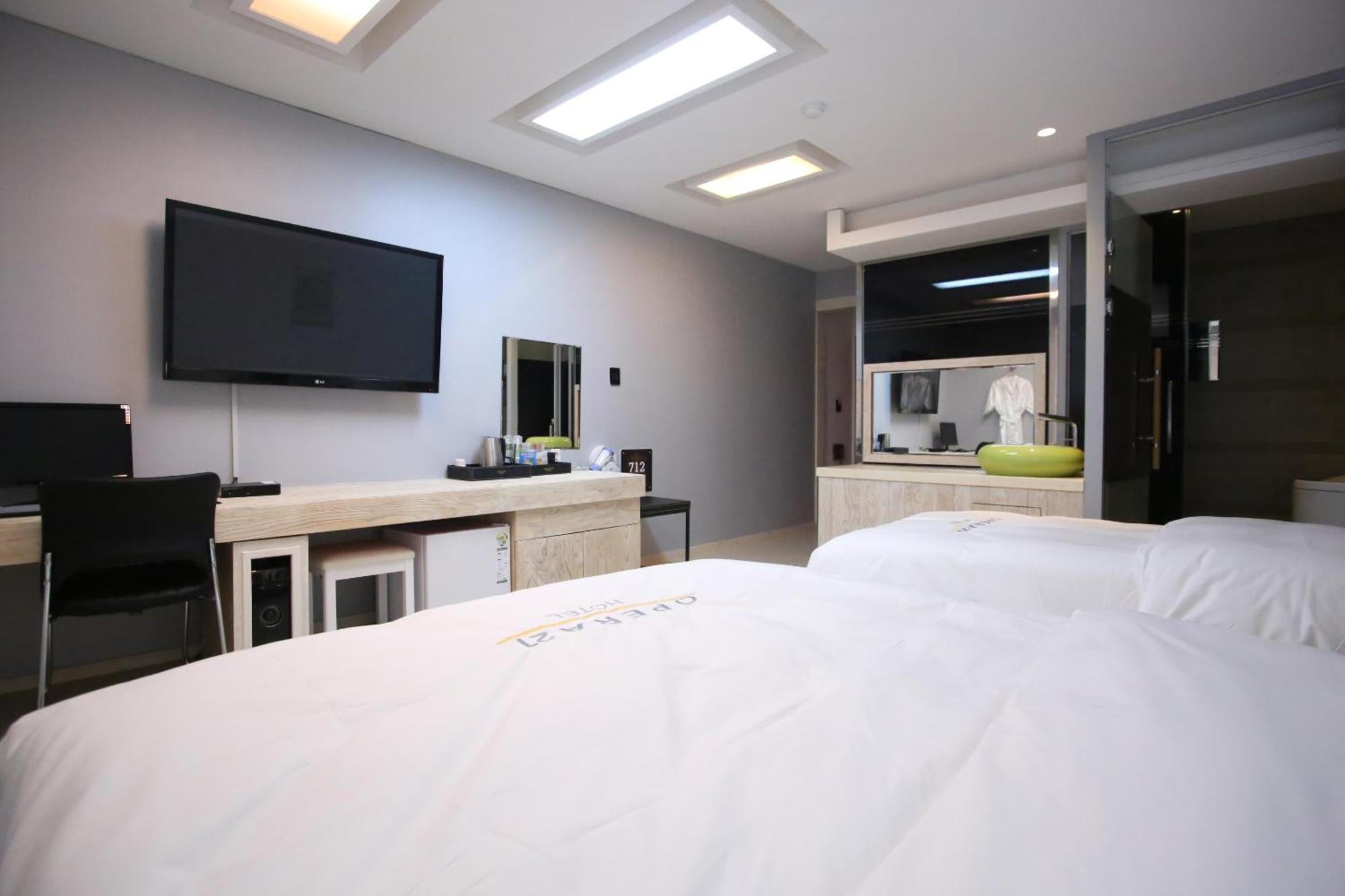 ג'אונג'ו Opera 21 Hotel מראה חיצוני תמונה