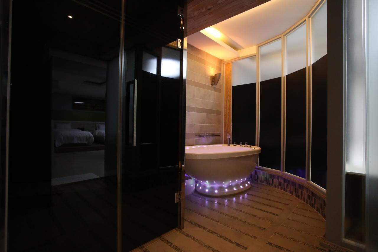 ג'אונג'ו Opera 21 Hotel מראה חיצוני תמונה