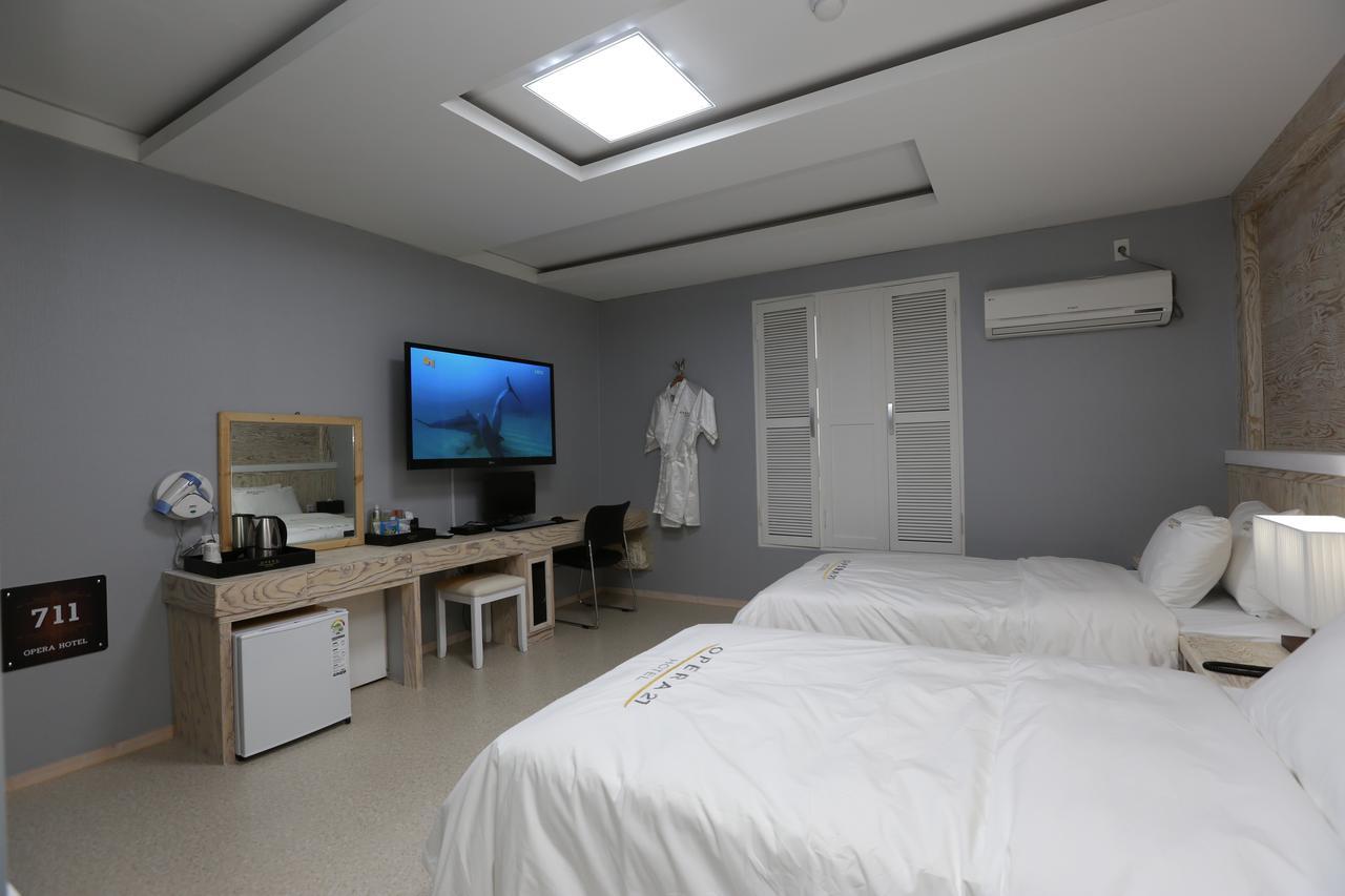 ג'אונג'ו Opera 21 Hotel מראה חיצוני תמונה