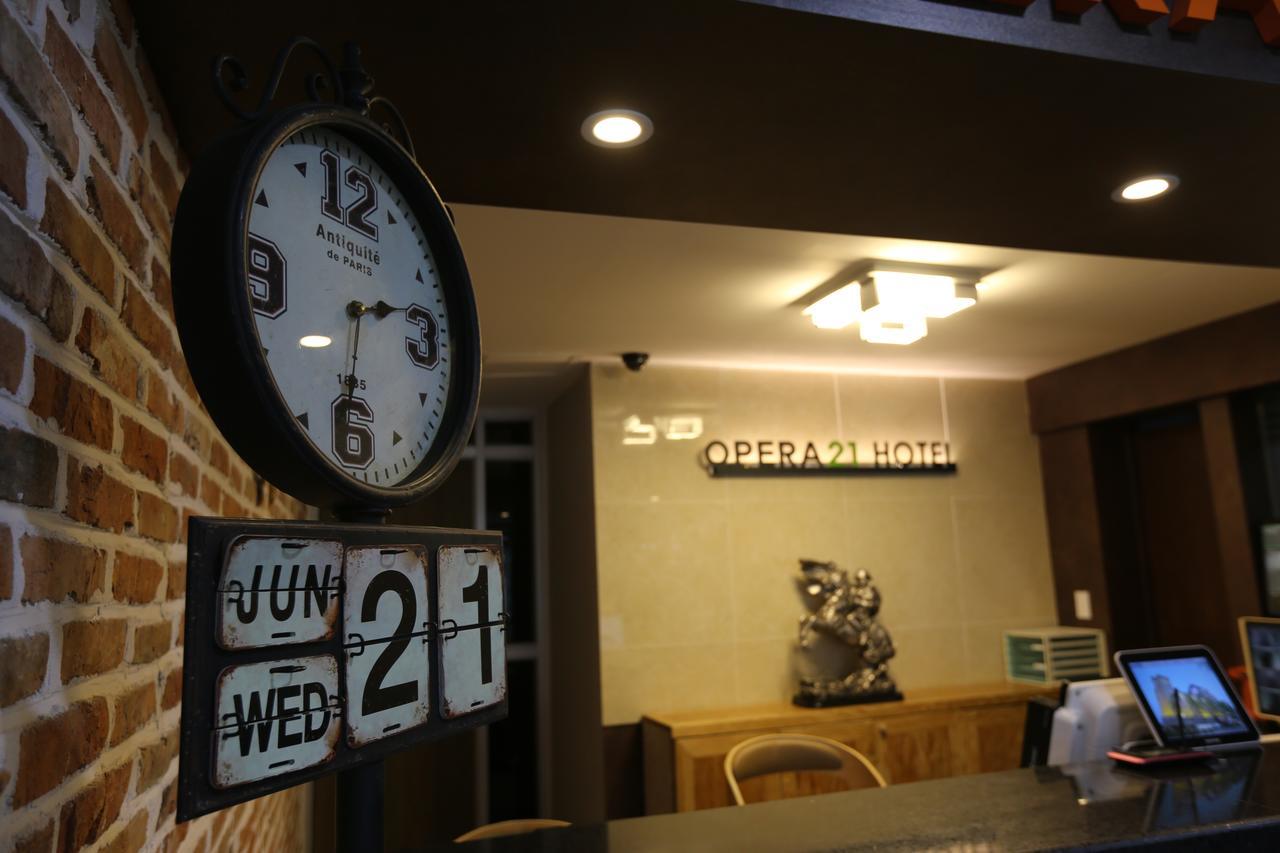 ג'אונג'ו Opera 21 Hotel מראה חיצוני תמונה