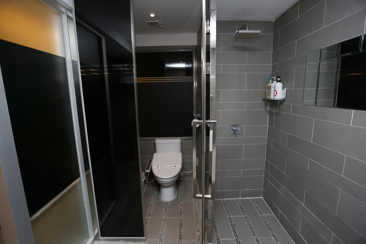 ג'אונג'ו Opera 21 Hotel מראה חיצוני תמונה